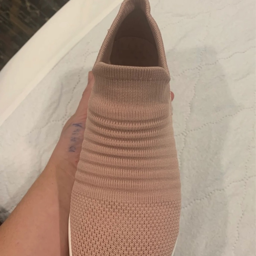 New shoes. Size 8.5